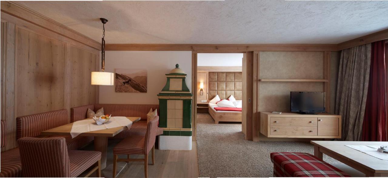 Hotel Lumberger Hof Grän Esterno foto